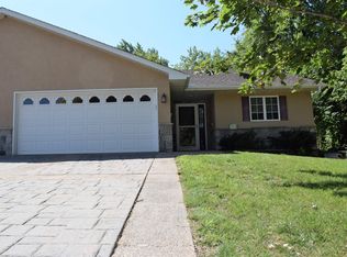 200 Orchard Ct, Howard Lake, MN 55349