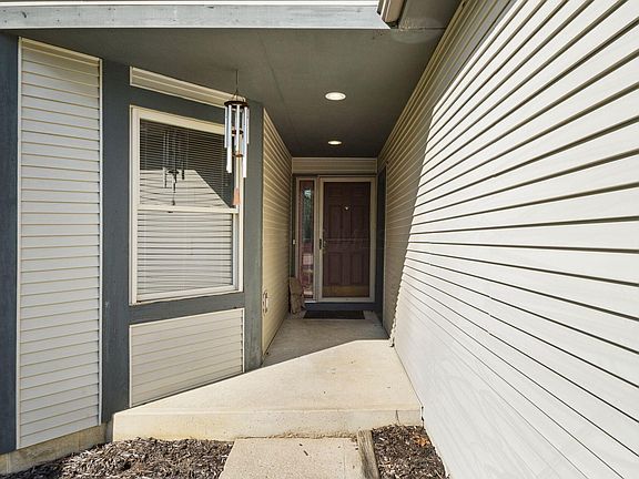 4th image of 540 Forestwood Dr