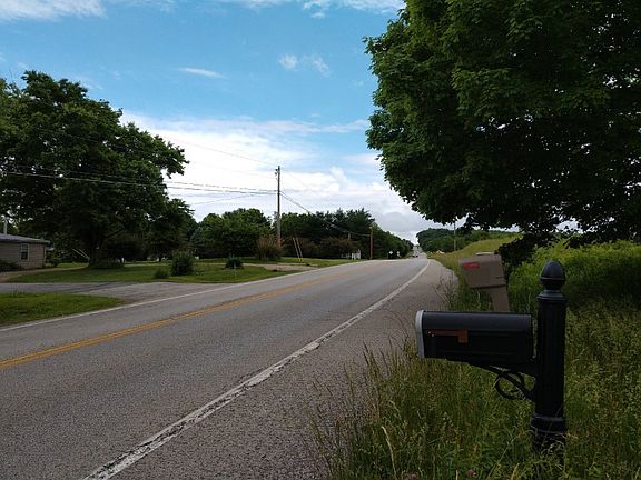 4th image of 8816 Us Highway 62