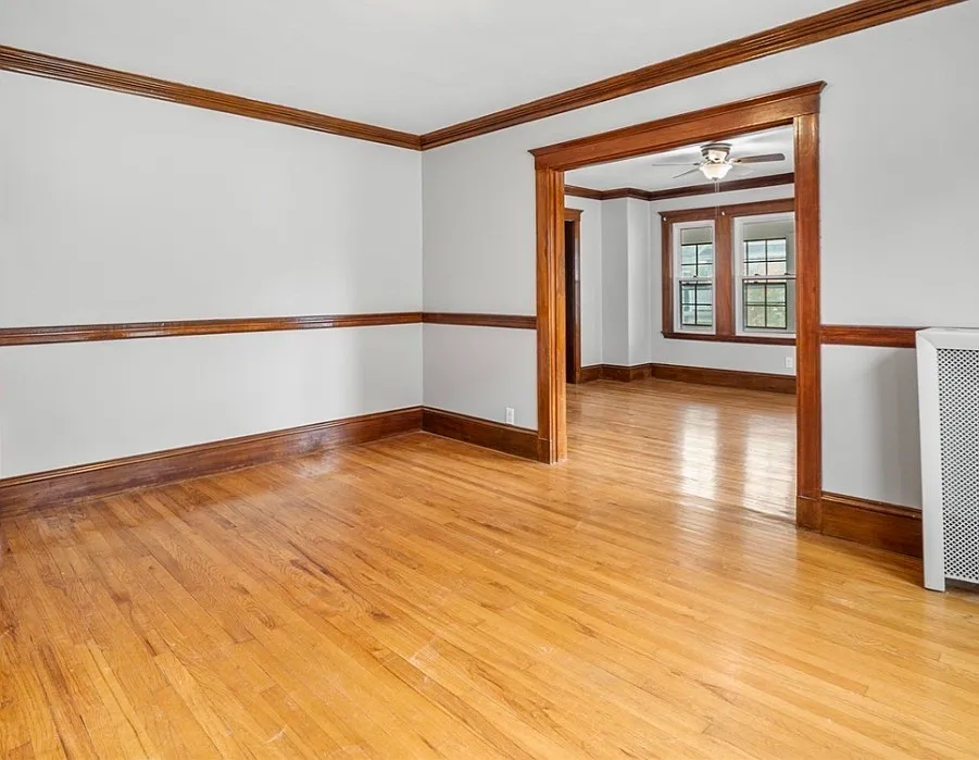 48 Cleveland St #2