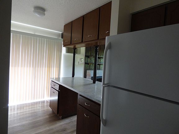 3rd image of 3103 17th Ave #8