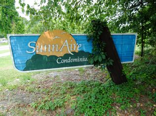 203-203B Sunn Aire Ct, Wilmington, NC 28405