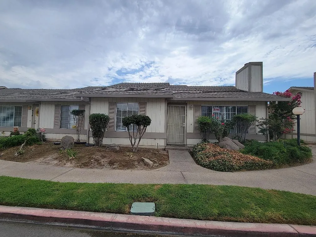 1836 Merced Ave photo 1