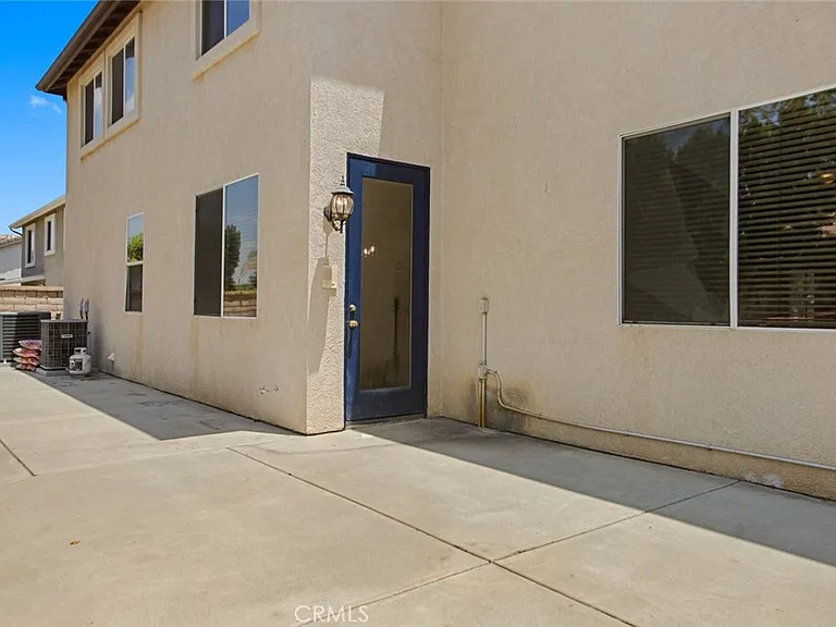 1605 Rivendel Dr — Photo 31