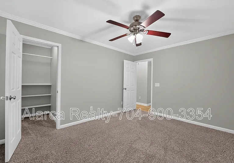 17420 Baldwin Hall Dr — Photo 22