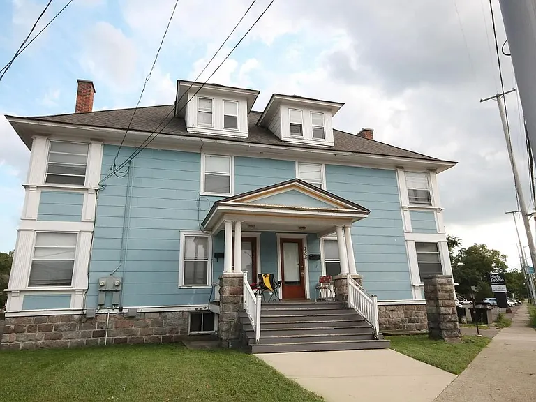 755 Academy St — Photo 13