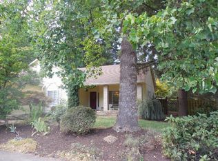 19635 Old River Dr, West Linn, OR 97068