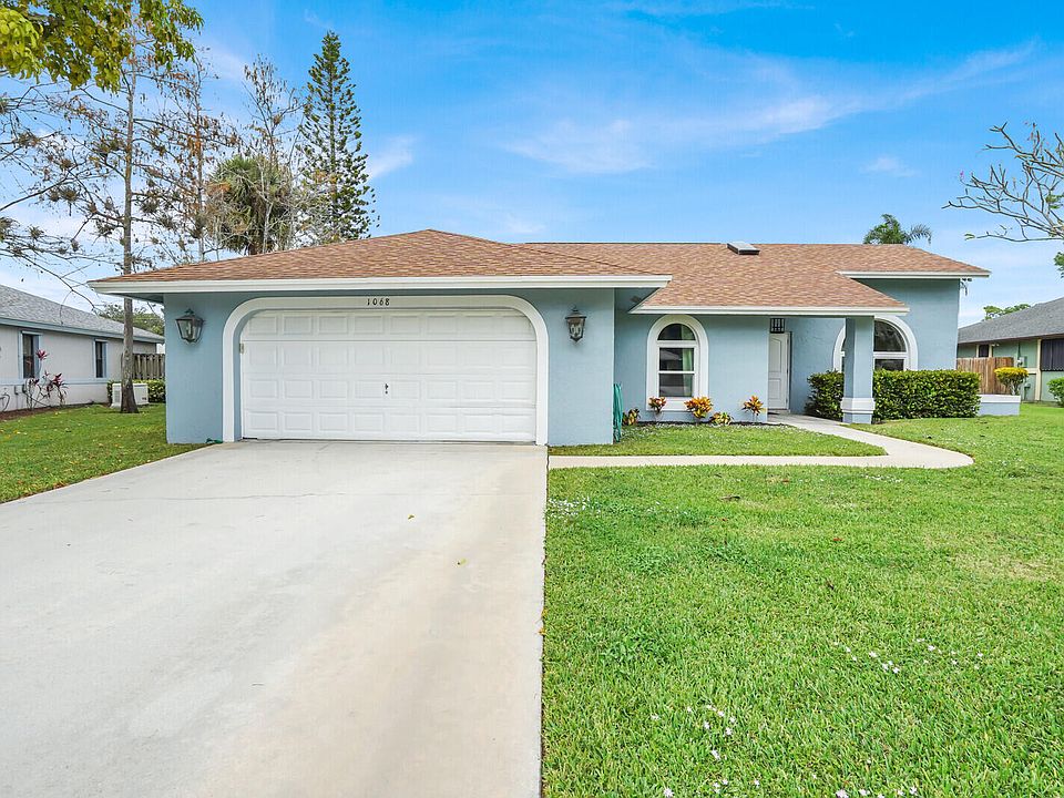 1st image of 1068 Northumberland Court