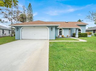 1068 Northumberland Ct, Wellington, FL 33414