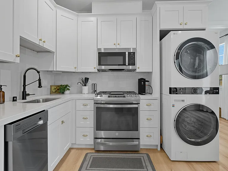 36 E Cataldi Ave #2 — Photo 3