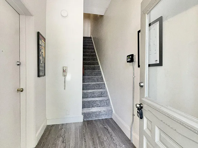 1502 W Mount Royal Ave #1 — Photo 4