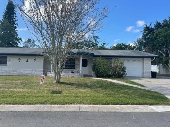 5031 Stardale Dr, Holiday, FL 34690
