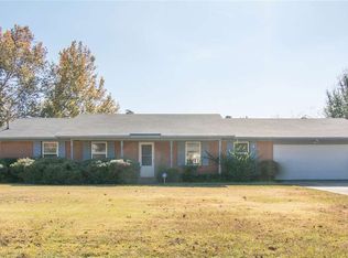 102 Kimberly Dr, Enterprise, AL 36330