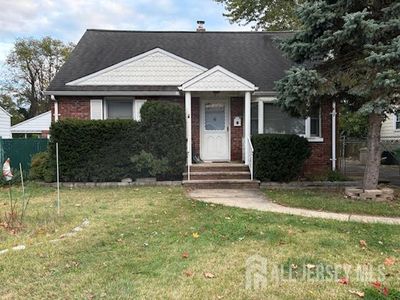 4 Albert Dr, Parlin, NJ, 08859