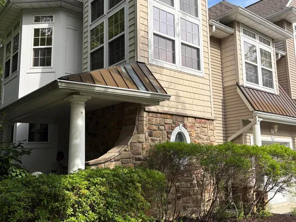 73 Windward Drive, Manahawkin, NJ 08050