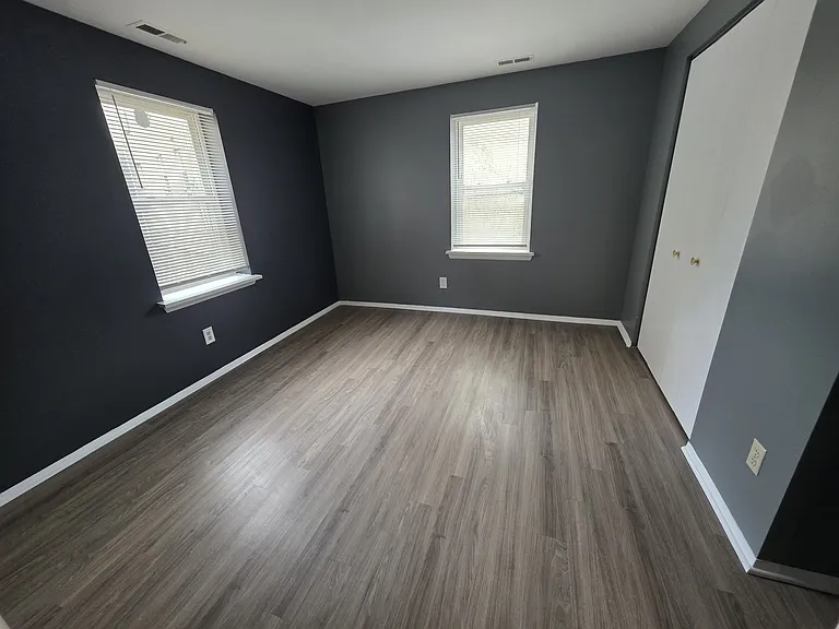 17 E Centre St #4 — Photo 7