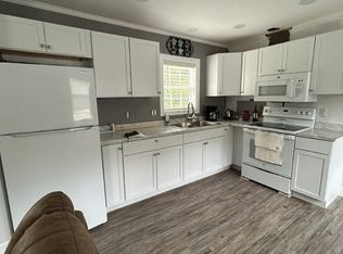 24 Cat Mousam Rd, Kennebunk, ME 04043