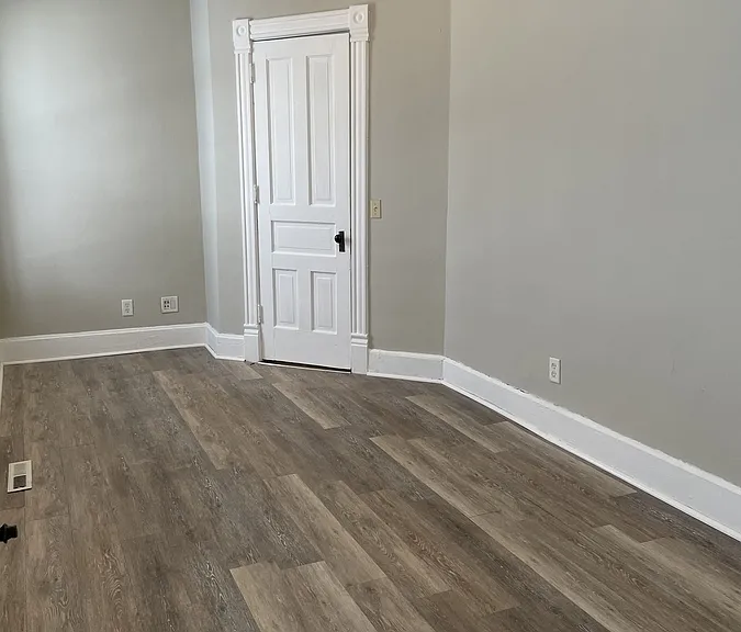 302 N Livingston St — Photo 8