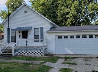 204 E Center St, Sidney, IN 46562