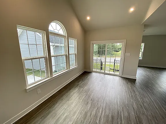 4701 Manor Crossing Pl — Photo 11
