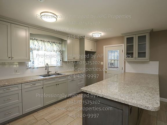5th image of 11411 Chapman Ave