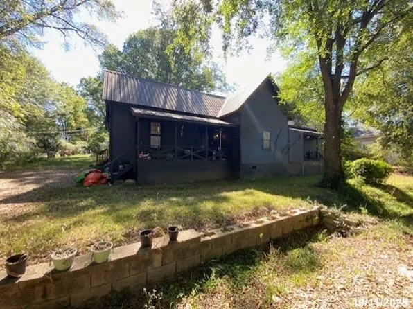 6114 Hopkins St N, Covington, GA 30014
