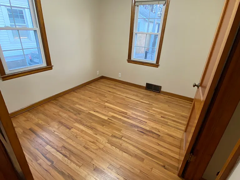 3235 Vine St — Photo 13