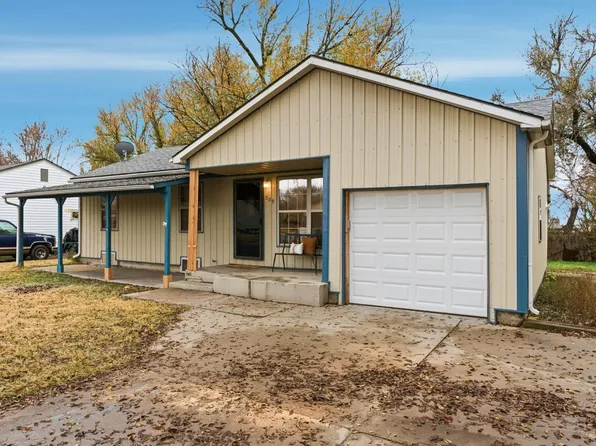 509 N 9th St, Towanda, KS 67144