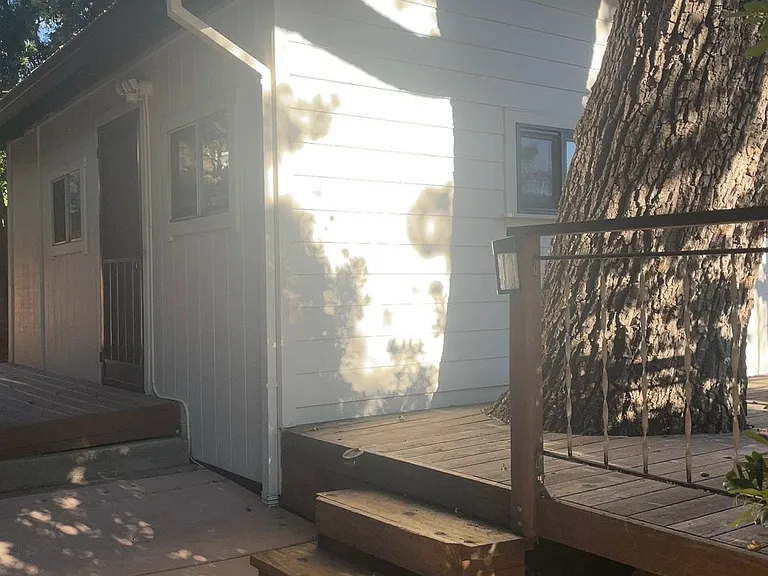 Adobe Ct — Photo 6