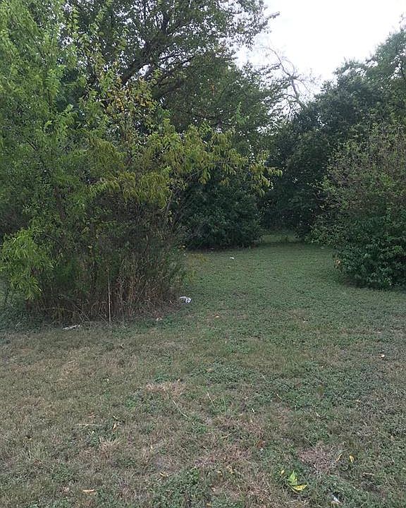 2nd image of 1323 Illinois Ave Lot 25