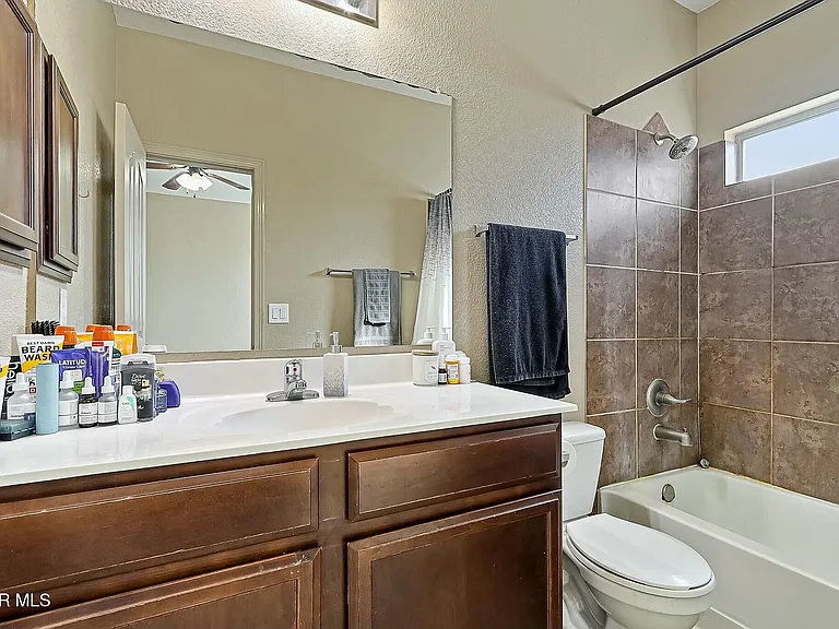13142 Saker Dr — Photo 16