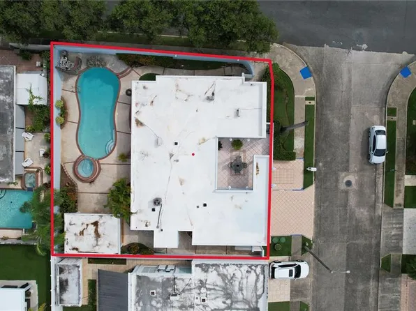 253 Calle Bauhinia, Toa Alta, PR 00953