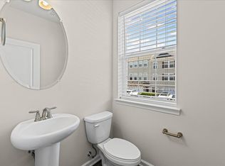 9 Venice Ln, Mount Laurel, NJ 08054
