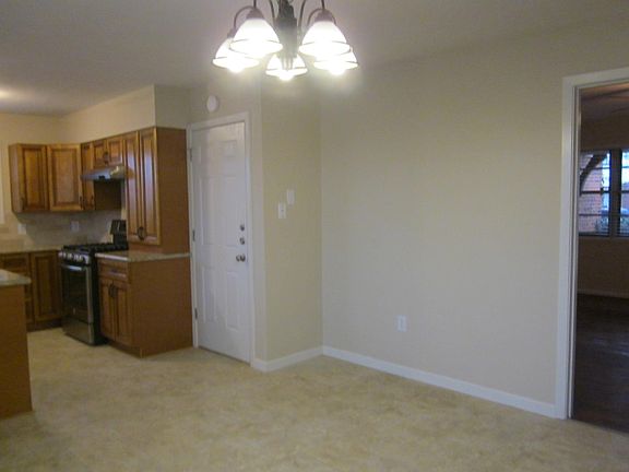 dining area looking into kitchen
