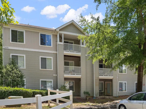 1431 Collegiate Cir APT 303, Raleigh, NC 27606