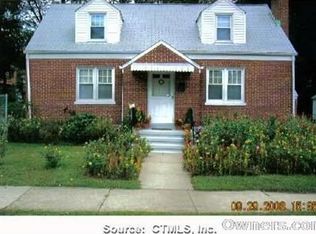 216 Suburban Ave, Bridgeport, CT 06604