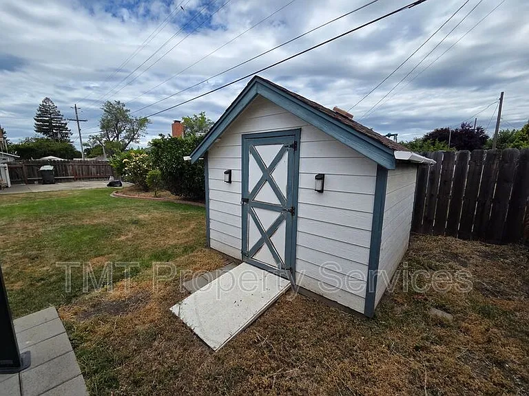 9 W Robinhood Dr — Photo 76