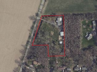 7401 Old River Rd, Rockford, IL 61103