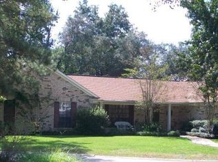 800 Miller Lake Ct, Slidell, LA 70461