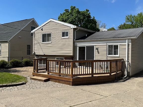 4th image of 823 Etowah Ave