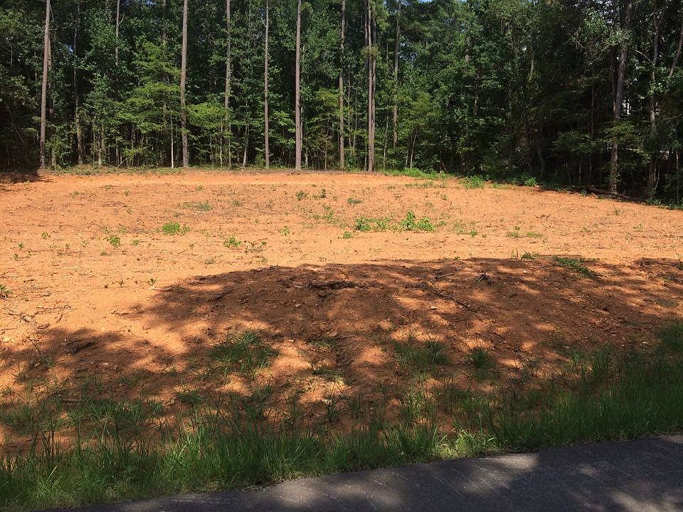 2nd image of 16 Clemons Rd