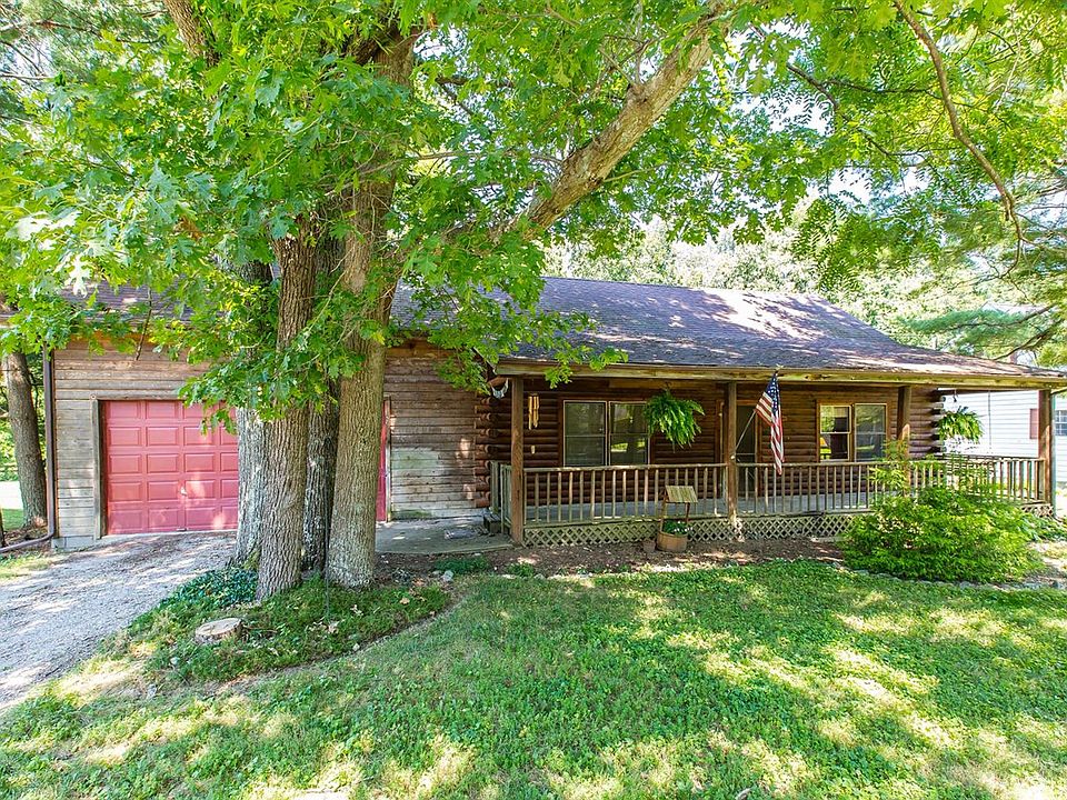 1st image of 124 Fonda Ln