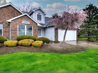 19571 Cross Creek Oval, Strongsville, OH