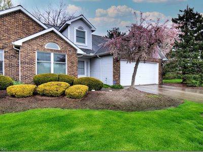 19571 Cross Creek Oval, Strongsville, OH, 44136