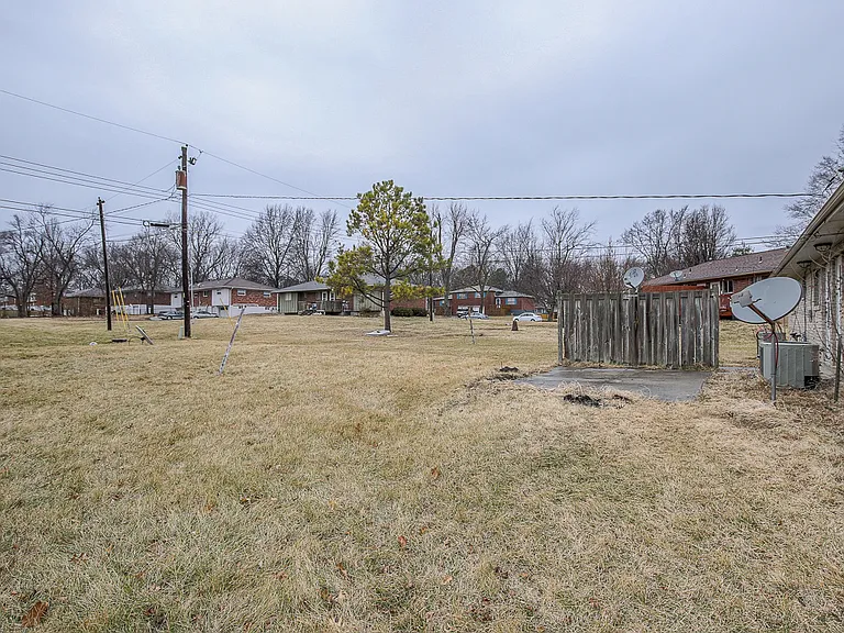 514 NE Corder St #A — Photo 27