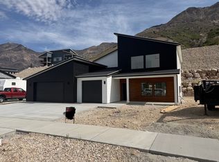 3042 N Mountain Rd E #217, North Ogden, UT 84414