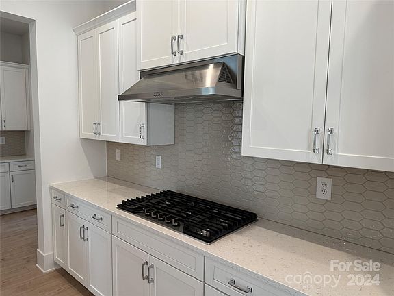 4th image of 5224 Glenwalk Dr #5