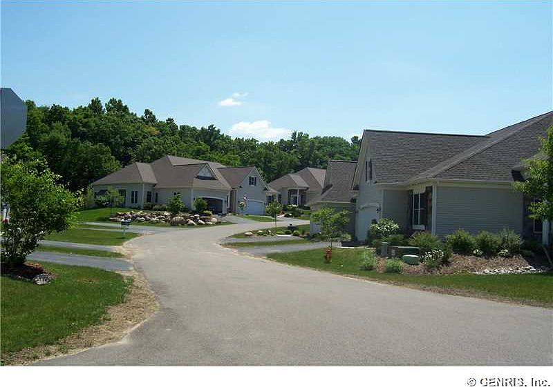 1st image of 248 Chapel Hl #248