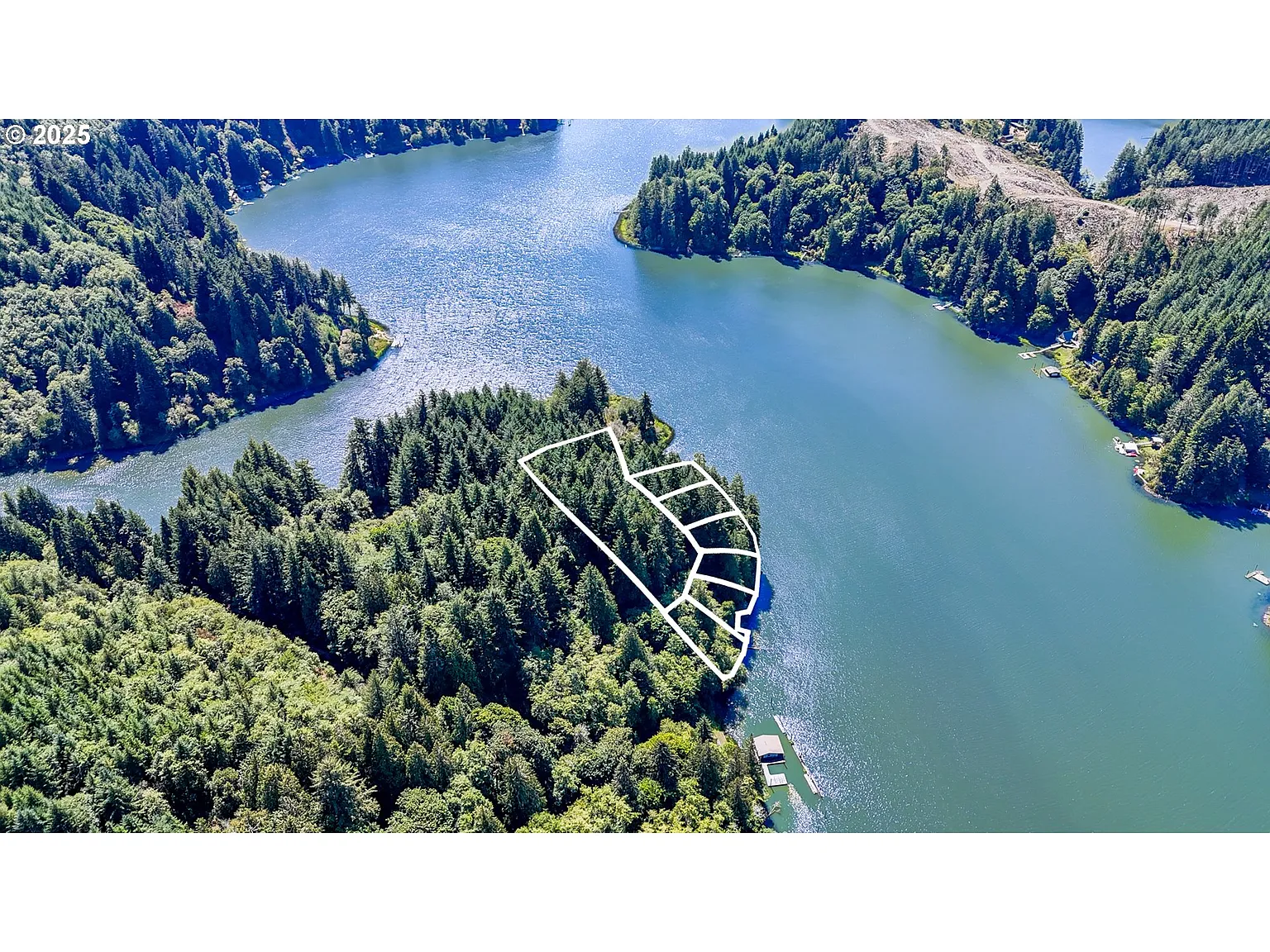 00 Tenmile Lake photo 1