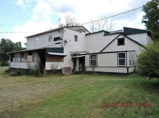 4072 Evergreen Rd, Claysburg, PA 16625